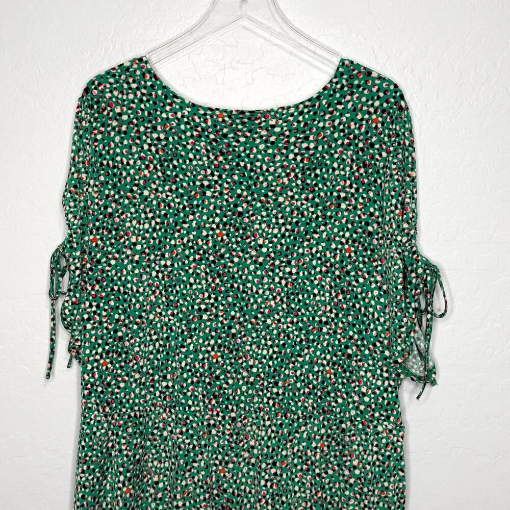Torrid Midi A-Line Green Wrap Dress Size 4 4X 26 - Picture 9 of 10